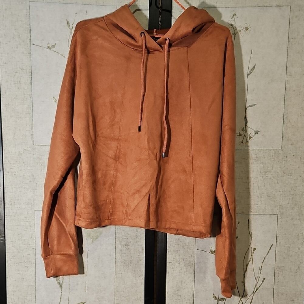Tahari Brown Suede Hoodie for Casual Comfort